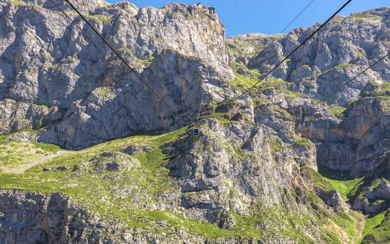 Massif that ascends the Fuente Dé cable car