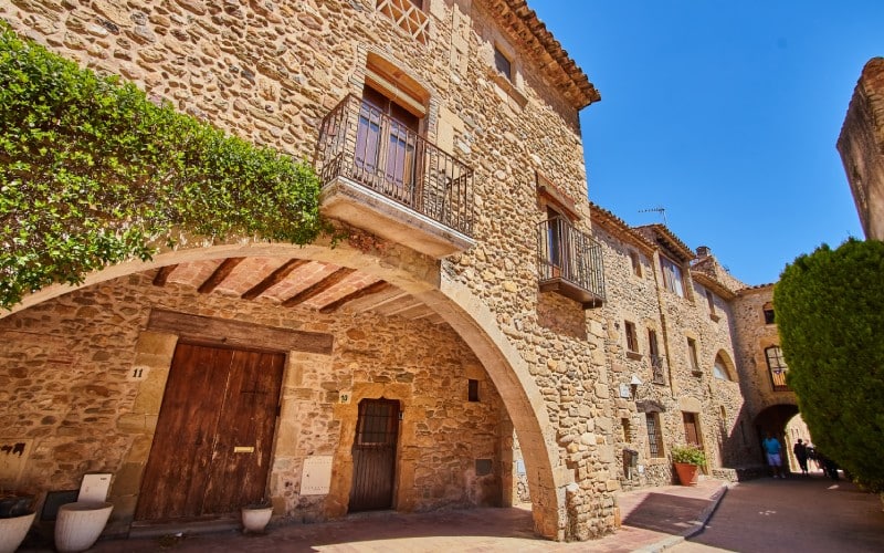 Monells