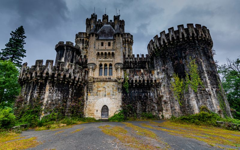 Butrón Castle, worthy of a tale