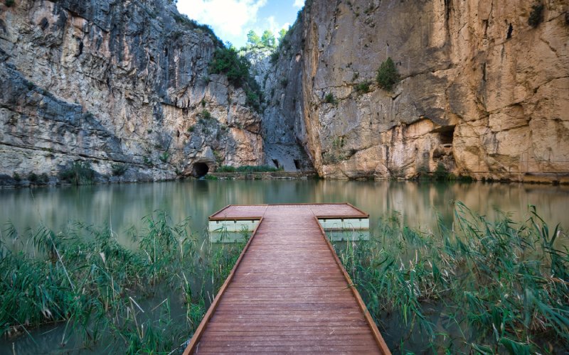 The surroundings at Chulilla are spectacular