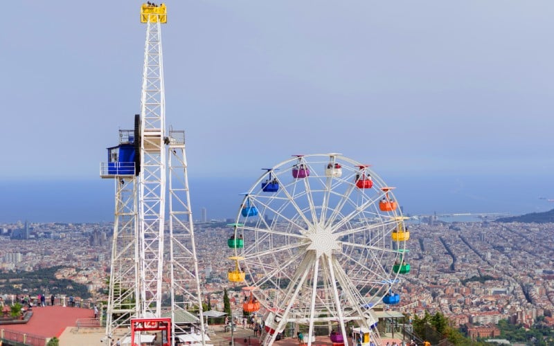 The Talaia and the Giradabo in Tibidabo