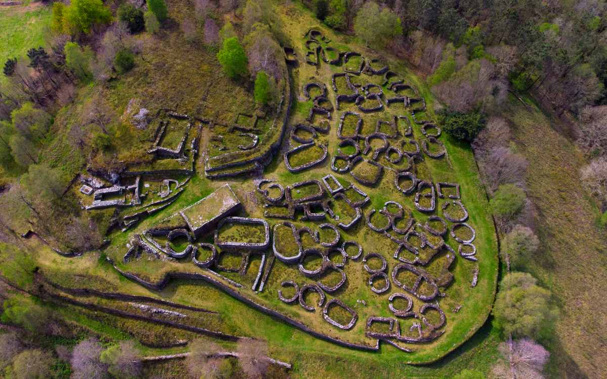 The hillfort of Coaña.