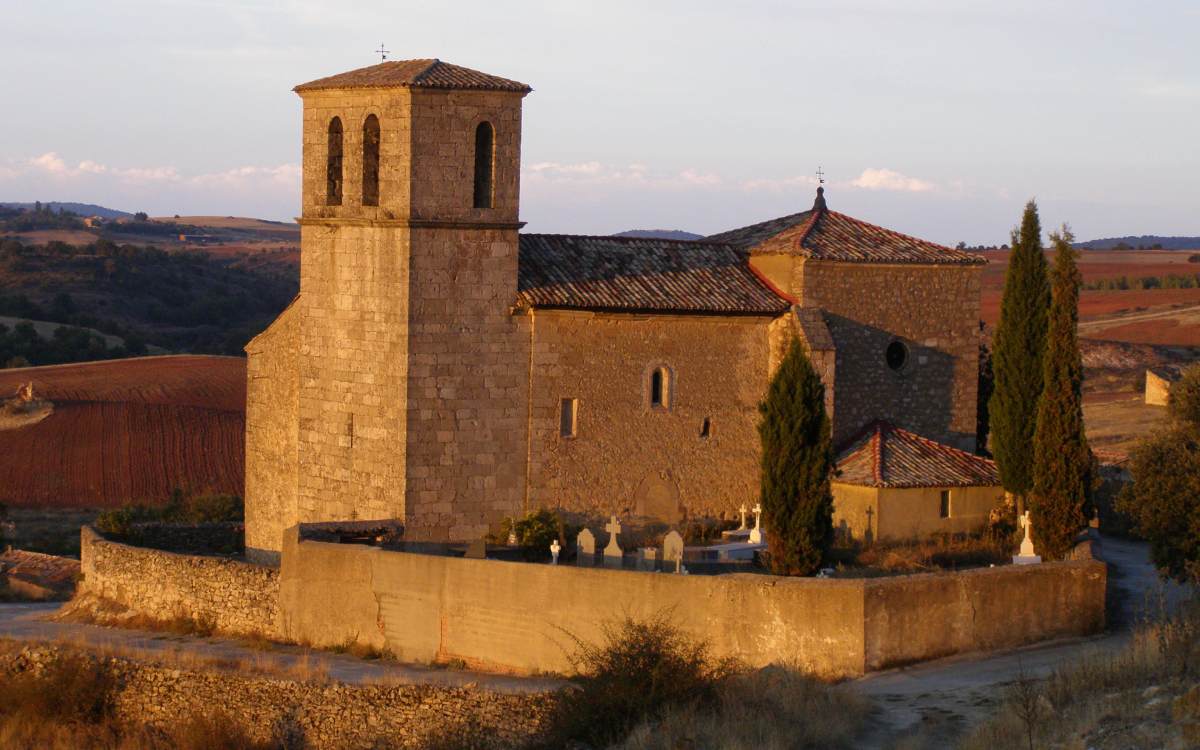Santa Catalina Church in Angón.