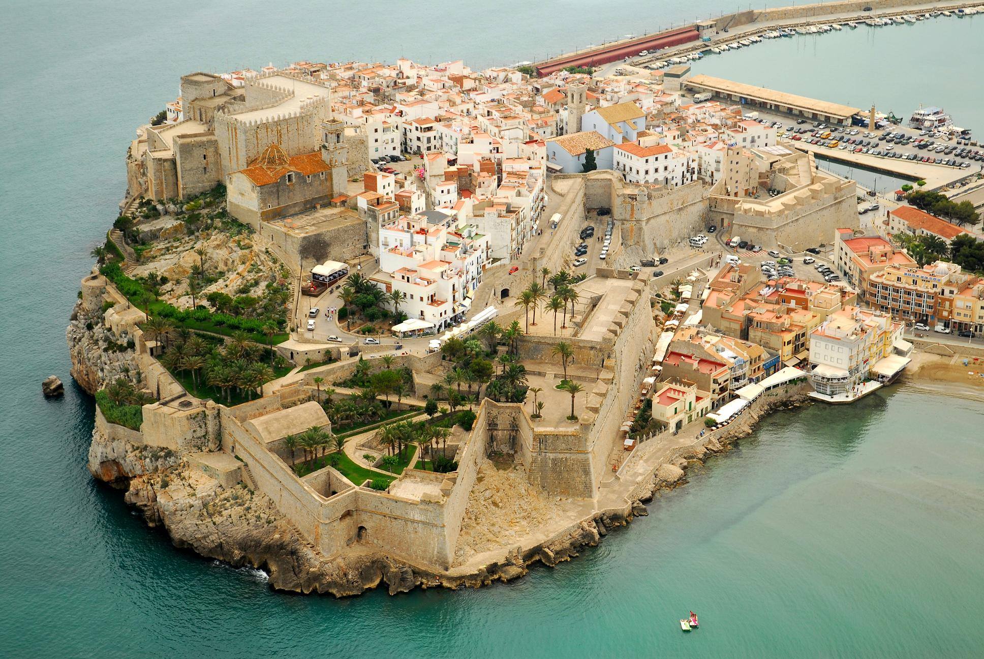 What To See In Pe iscola Fascinating Spain