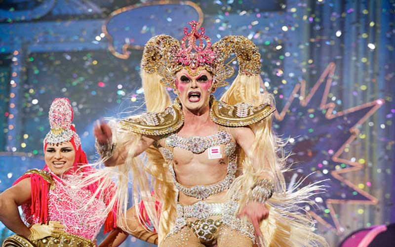 A drag queen in the 2012 carnival of Las Palmas de Gran Canaria