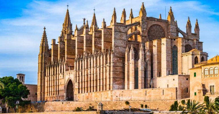 The beautiful Gothic cathedral of Palma de Mallorca