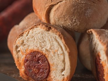 Bollo Preñao recipe, the most famous chorizo bread rolls in Asturias