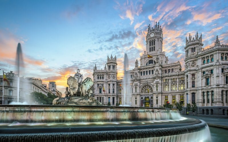 The fountain of Cibeles and the city hall