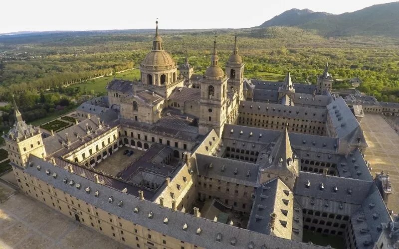 El Escorial and the mountains of Madrid in the background