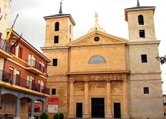 Iglesia de San Pedro en Valencia de Don Juan