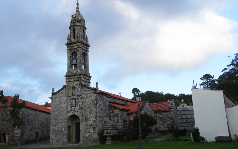 Church of Santiago de Berdeogas | Photo: Elisardojm