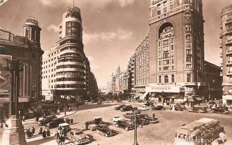 Madrid antiguo: Plaza de Callao en 1957