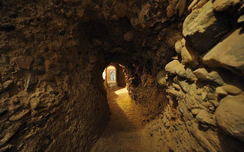 Holy Caves | Photo: abadiasacromonte.org