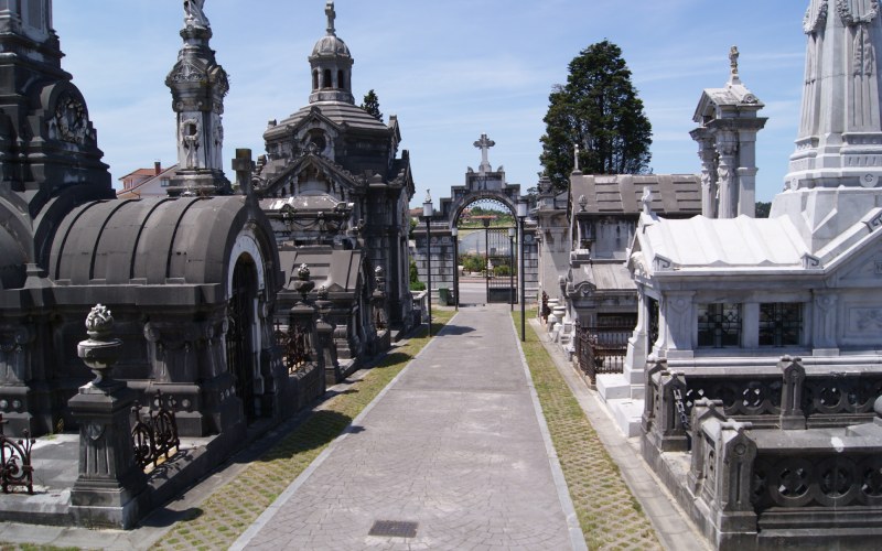 La Carriona Cemetery. | Wikimedia