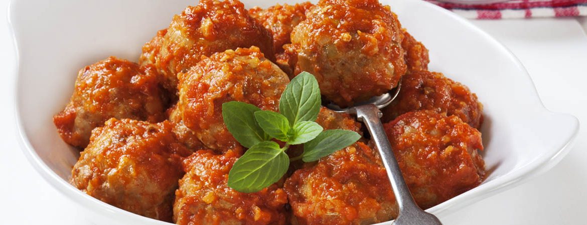 Meatballs with Tomato Sauce and Almonds