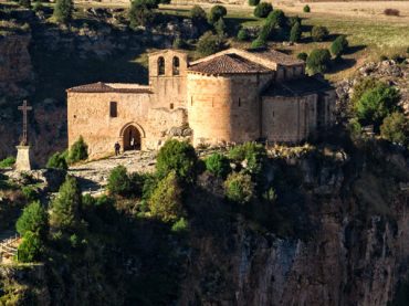 Hermitage of San Frutos in Segovia, Romanesque at the foot of the cliffs
