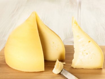Galicia in five of its most popular cheeses