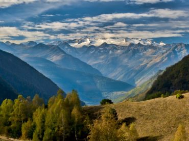 The magic of the Benasque Valley: nature, villages and legends