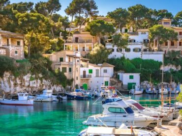 The best coastal towns with beautiful beaches in Spain