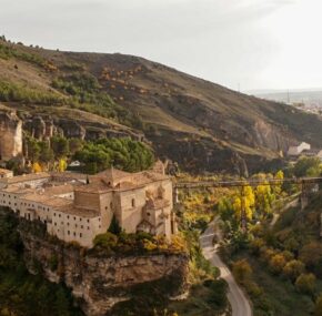 The vertiginous convent that watches over the Hanging Houses of Cuenca